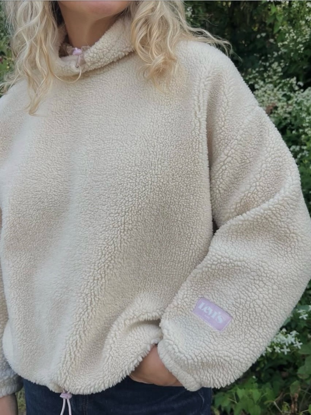 Levi's Cream Aura Sherpa Pullover Jacket